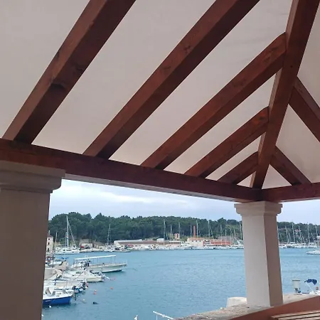 House Benbello Apartment Milna (Brac)