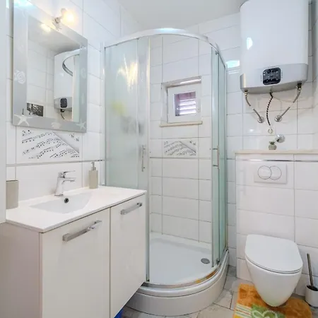 House Benbello Apartment Milna (Brac)