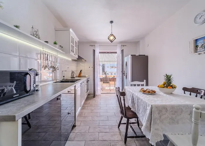 House Benbello